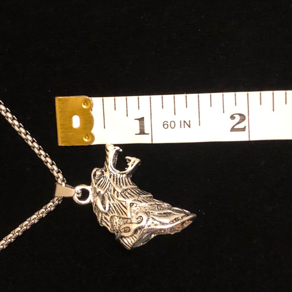 Silver Tone Wolf Head Pendant Necklace - Picture 8 of 10